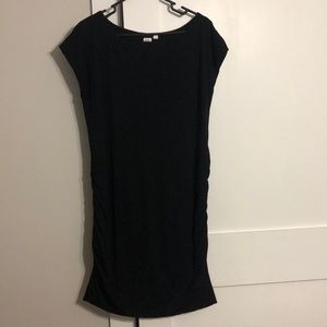 Gap Maternity size large black cap-sleeve dress